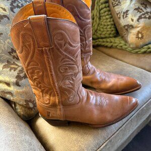 Frye Men's Billy Pull-On Tan Leather Embossed/Stitched Leather Boots; Size 12